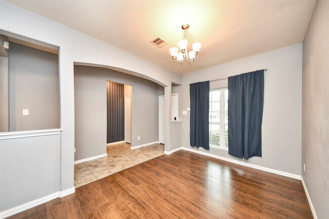 Photo - 2662 Magnolia Fair Way