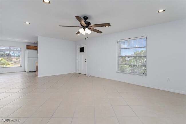 Photo - 180 Cypress Way E Unidad B212