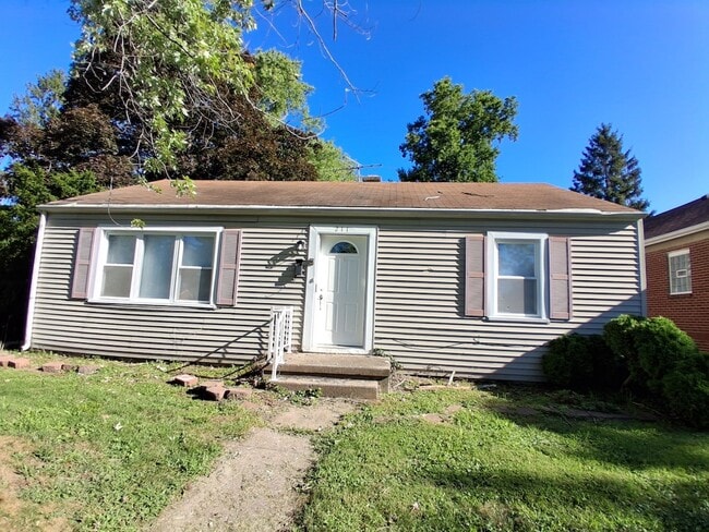 Building Photo - 211 Swisher Ave Rental