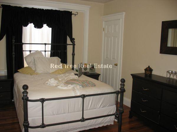 Photo - 240 Kelton St Unit 4