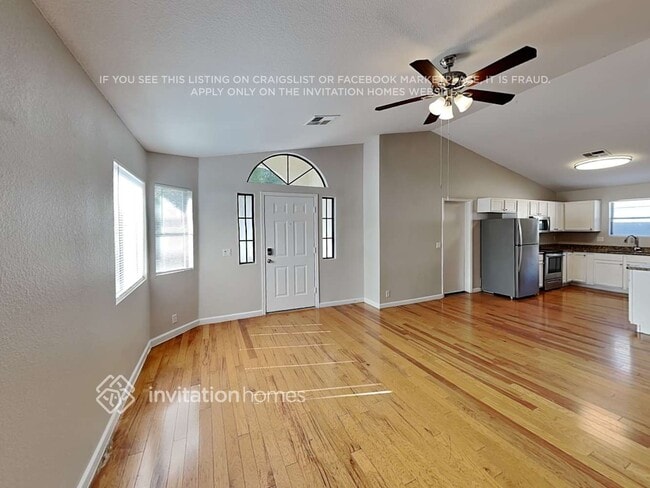 Photo - 8910 W Vale Dr