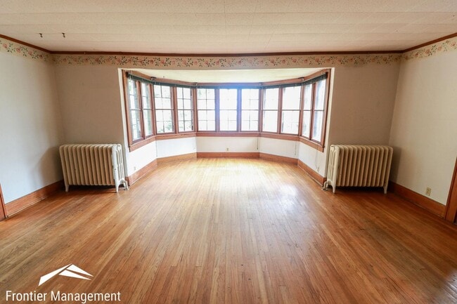 Photo - Beautiful and Unique 5 Bedroom Home