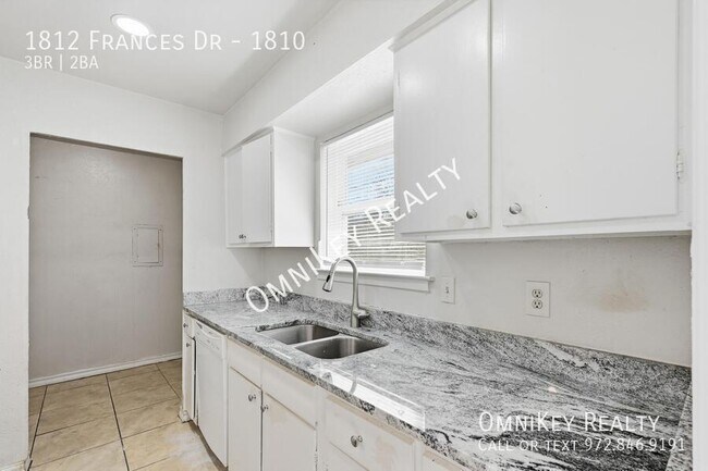 Photo - 1812 Frances Dr Unit 1810