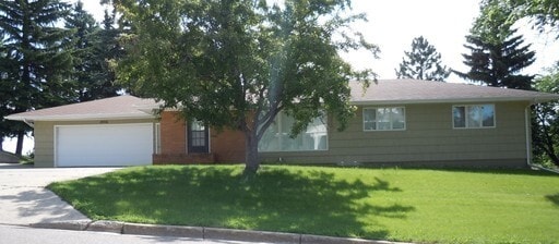 Building Photo - House- NW Unit 1