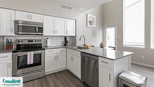 Photo - 5301 Overton Ridge Blvd Unidad 133.1404369