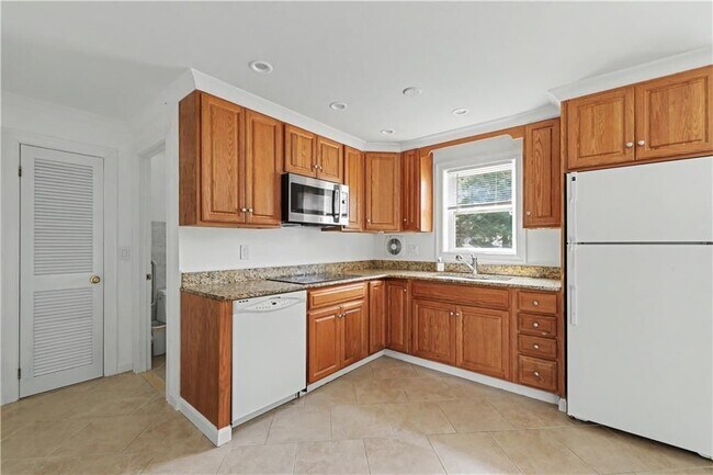 Photo - 70 Carroll Ave Unit 1209