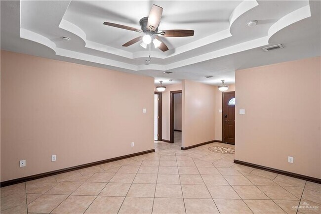 Photo - 307 Silverado Dr E