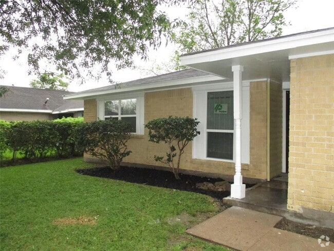 Building Photo - 12710 S Coast Dr Rental