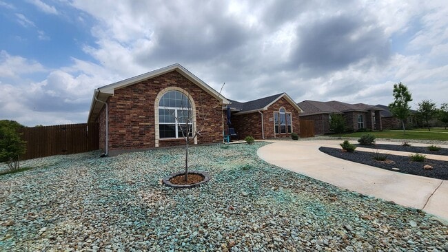 Photo - 5002 Scarlet Oak Dr