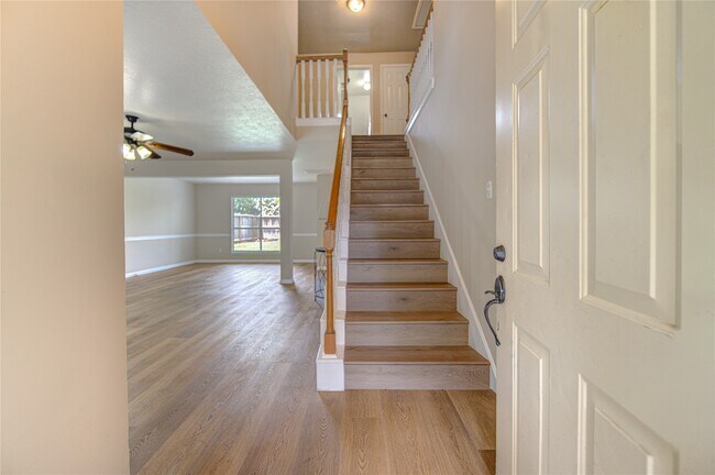 Photo - 138 W New Meadows Dr