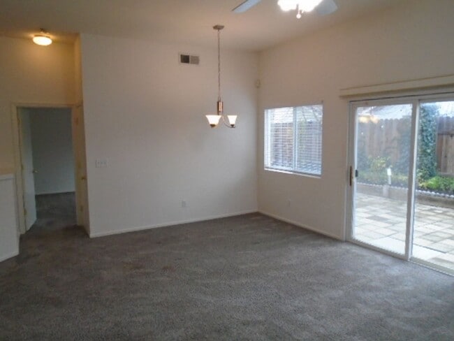 Photo - NICE SINGLE STORY 3 BEDROOM & 2 BATH IN DAVIS!