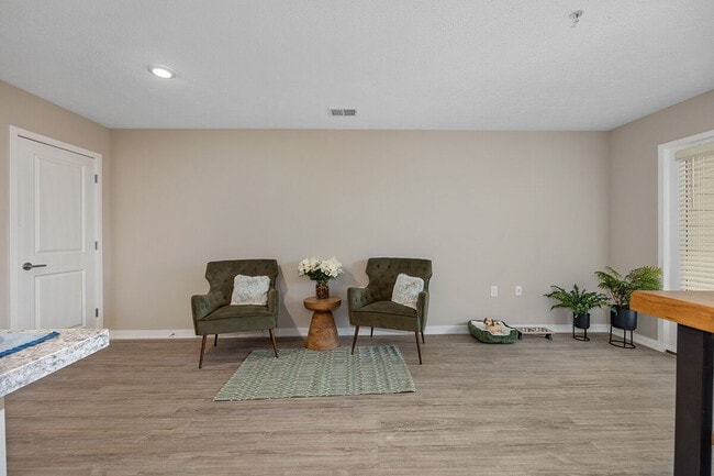 The Summit Apartments