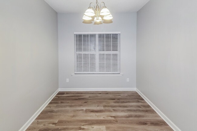 Photo - 7138 Queens Crown Ct