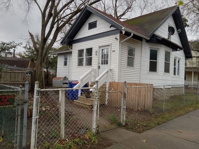 Building Photo - 2 Bedroom House in Millville NJ FOR RENT $1500