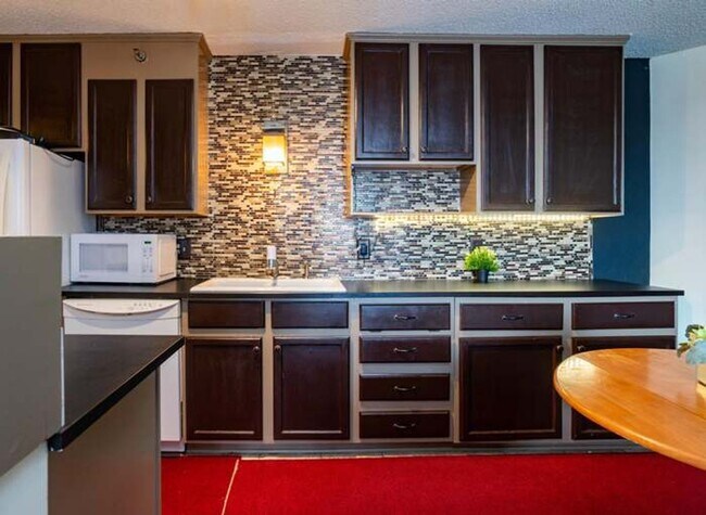 Photo - Gorgeous Condo in Coveted Centre Village of Minneapolis! Unidad 1613