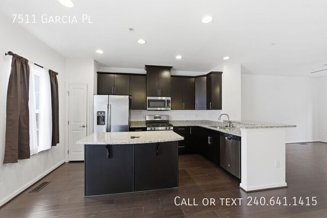 Photo - 7511 Garcia Pl