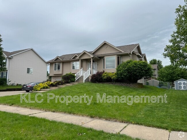Building Photo - 918 SE Judy Dr Rental