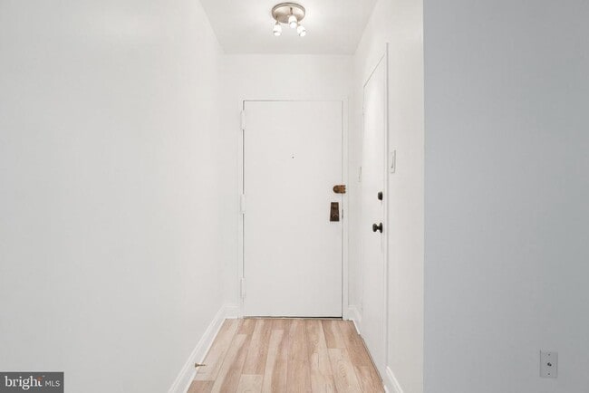 Photo - 2059 Huntington Ave Unit 111