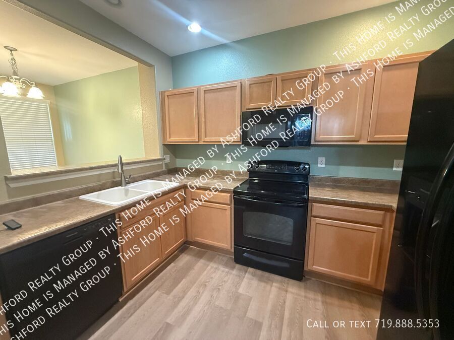 Photo - 7651 Sandy Springs Pt