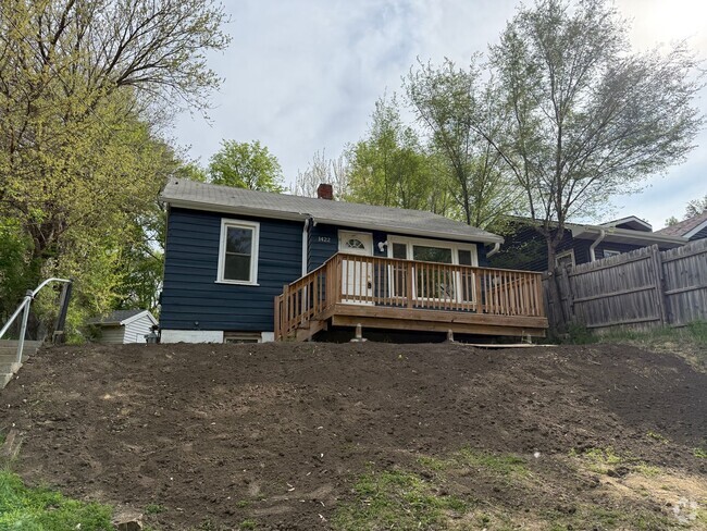Building Photo - 2 Bedroom 1 Bathroom House