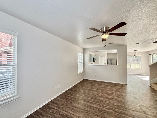 Photo - Gorgeous 3 bed 2.5 bath!