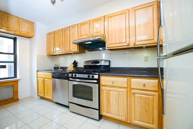 Photo - 10520 66th Ave