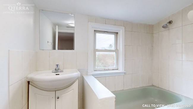 Photo - 136 Gibb St Unité 3-136 Gibb St, Oshawa, On