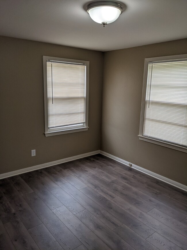 Photo - 1012 French St