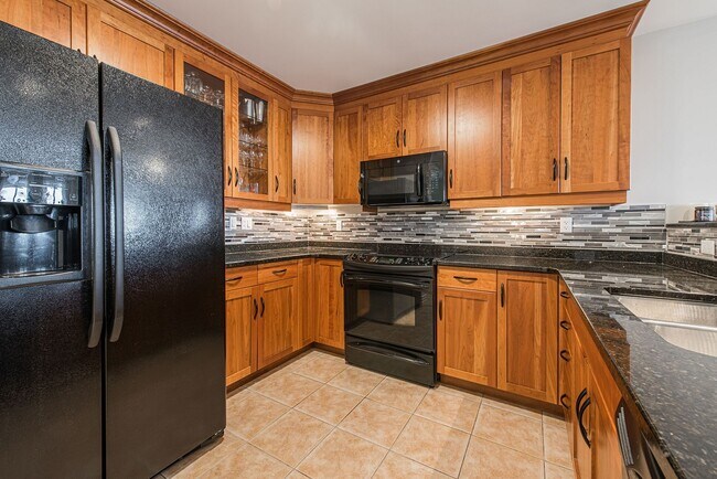 Photo - 5839 Cunard St