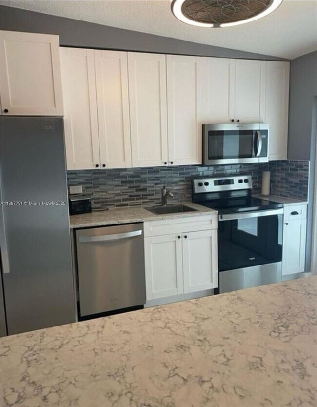 Photo - 67 Coral Dr Unit 1