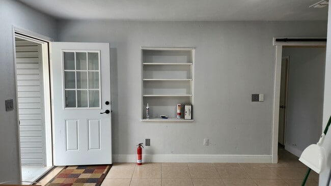 Photo - 1015 Woodland Ave