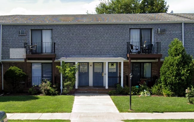 Building Photo - 4 Fortune Rd W