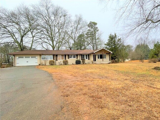 Photo - 6875 Heardsville Rd