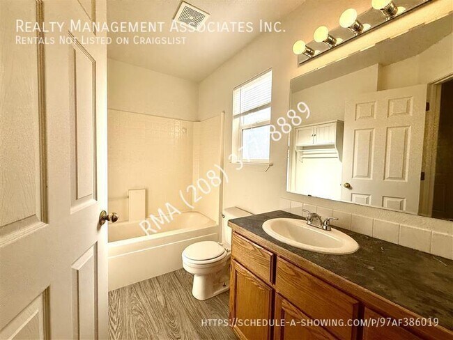 Photo - 8071 Waterside Ave House