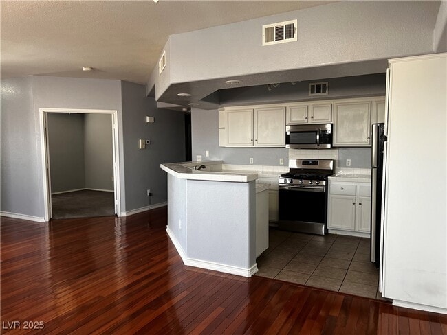 Photo - 6905 Cobre Azul Ave Unit 202