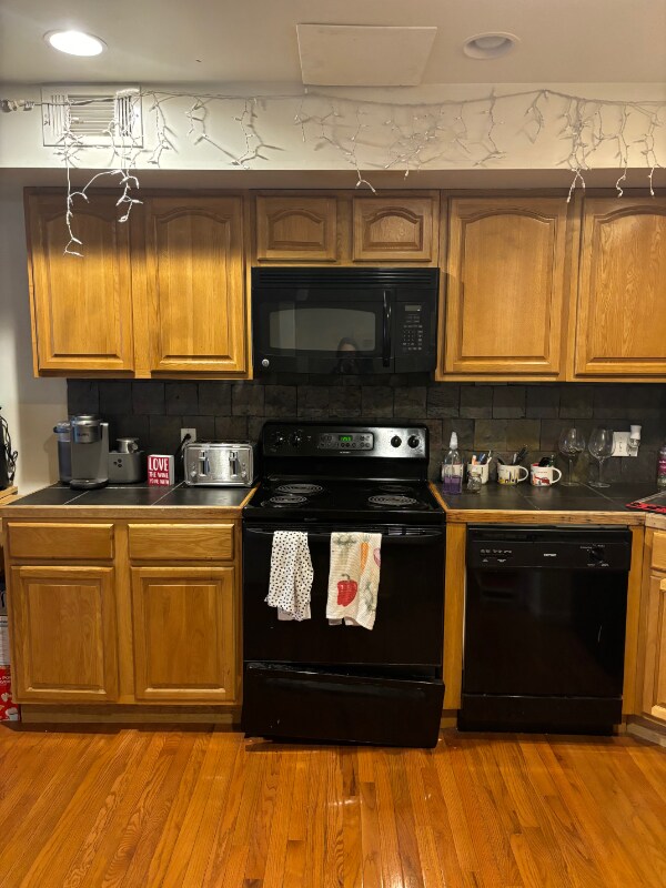 Photo - 1528 Willington St Unidad B