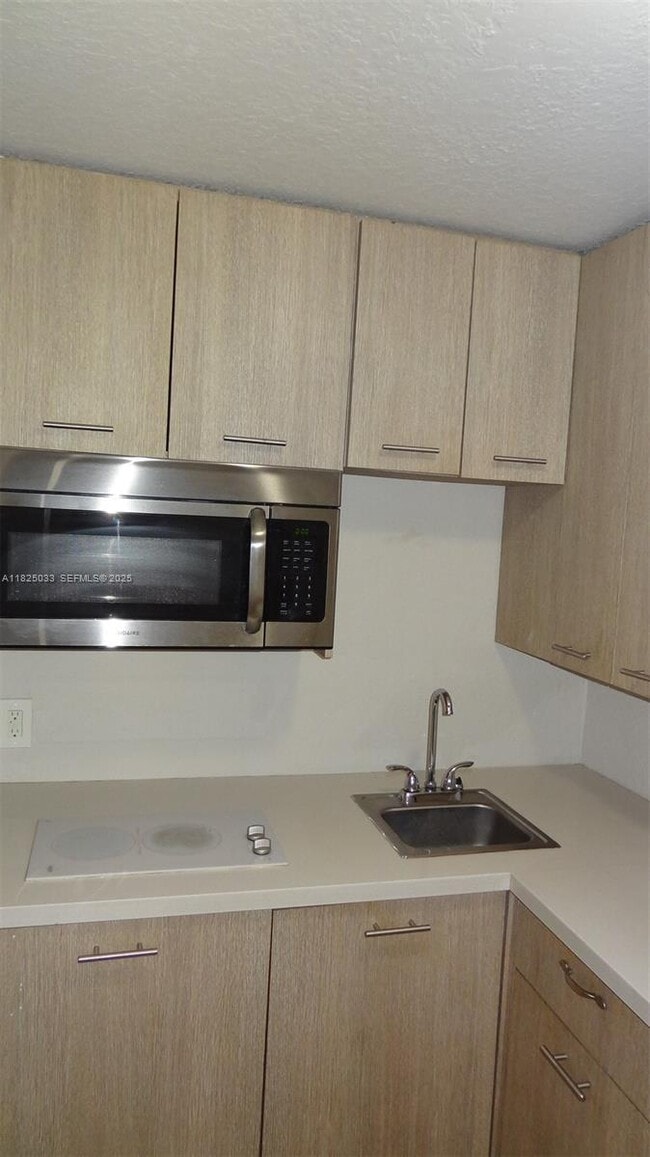 Photo - 1007 SE 2nd Ct Unit 3