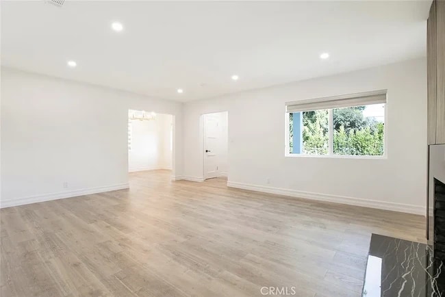 Photo - 4825 Angeles Crest Hwy