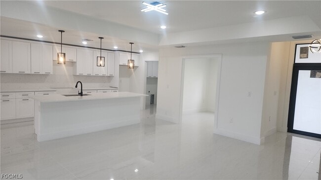 Photo - 219 Bell Blvd