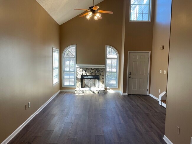 Photo - 1403 Chasewind Ct