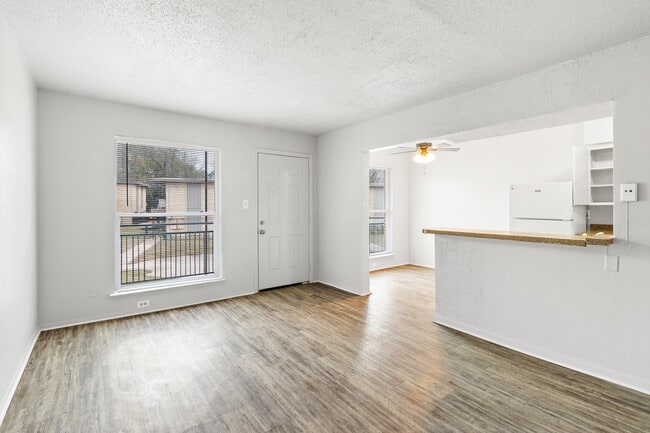 Living Room2