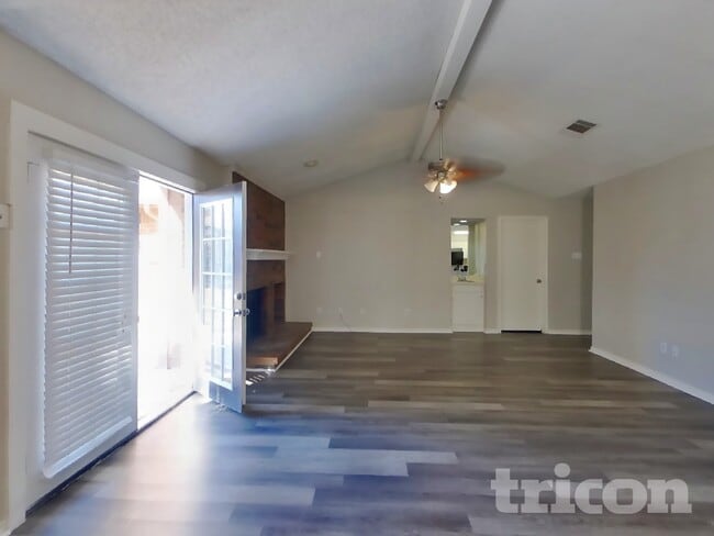 Photo - 2442 Antler Trail