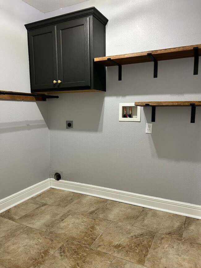 Photo - Large Beautiful Home!