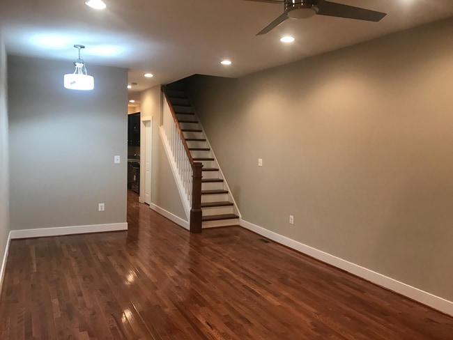 Photo - 429 E Lanvale St