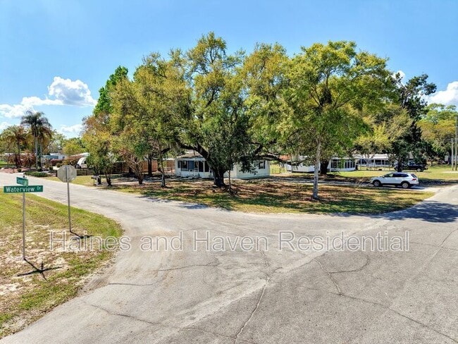 Photo - 322 Clearwater Lake Dr