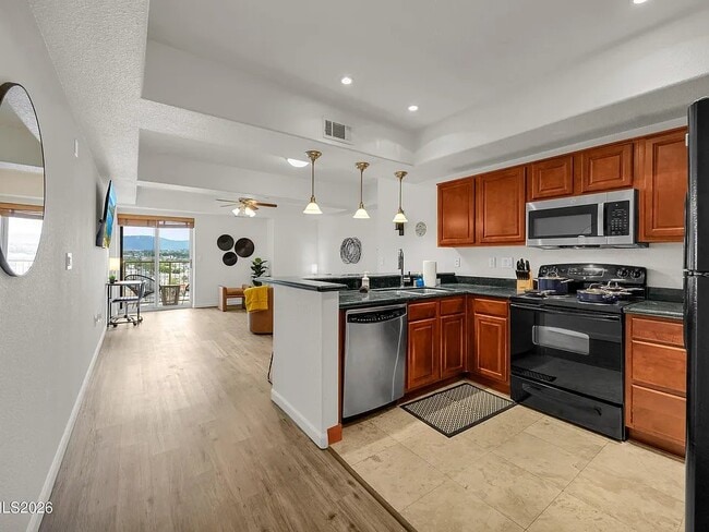 200 W 2nd St Unit 309