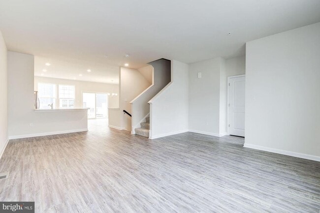 Photo - 3108 Laurel Hl Rd