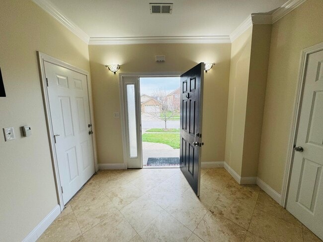 Photo - 2161 Millstone Way