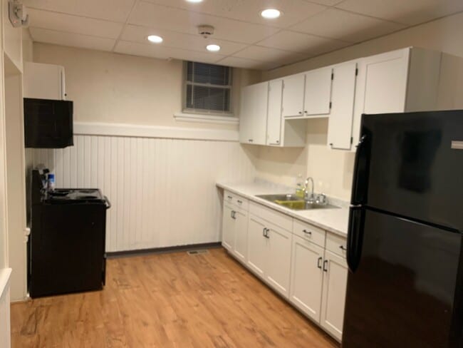 Photo - 331 Penn St Apartments Unit 1