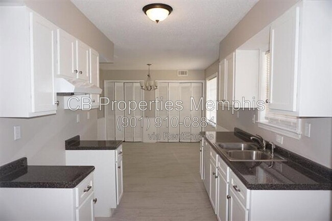 Photo - 5353 Scrivener Dr